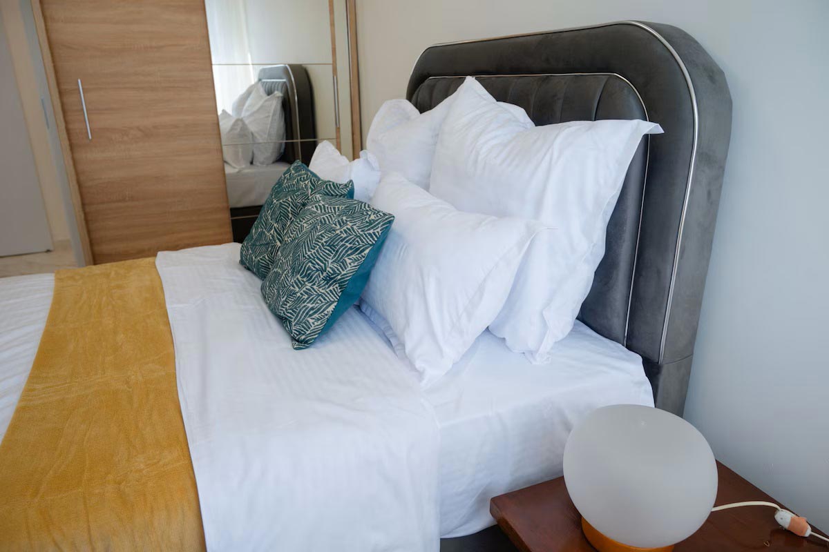 Cazare Apartament Grand Arena